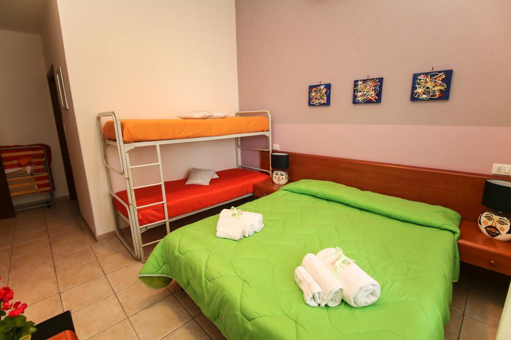 Agriturist Soleluna Caltagirone Buitenkant foto
